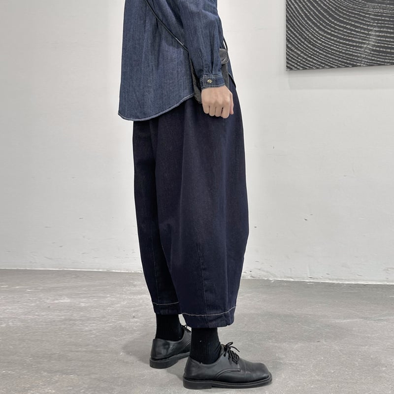 Dark Style Jeans Outfit