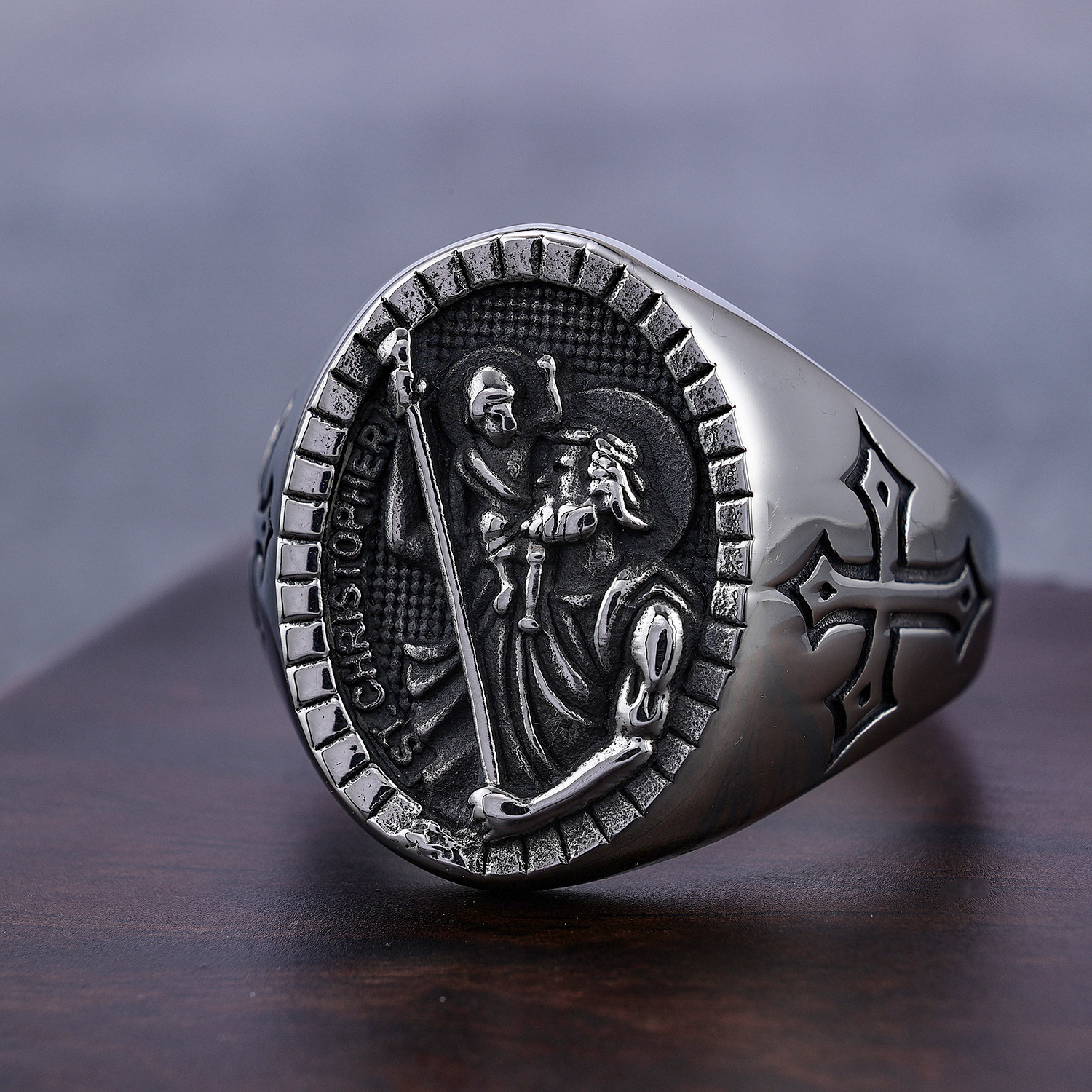 Vintage Silver Men's Cross Ring Detail 1