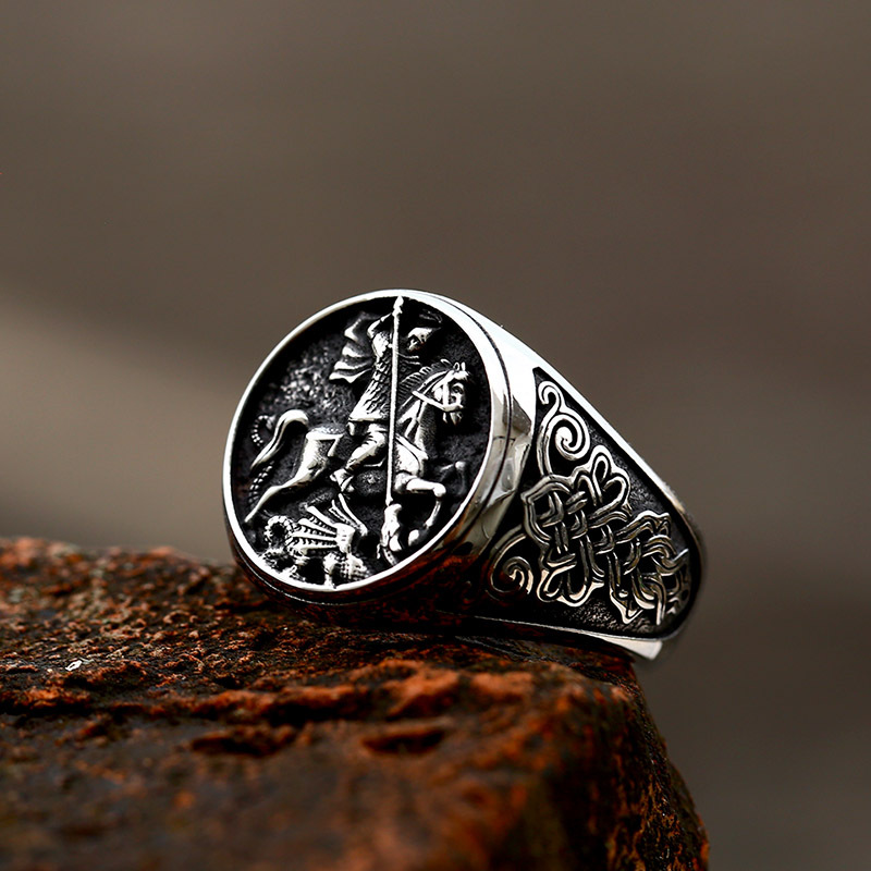 Vintage Silver Men's Cross Ring Detail 5