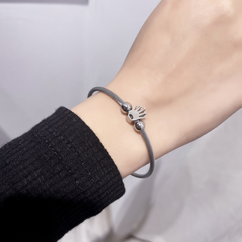 Stainless Steel Bracelet Crown - Silver Close-up