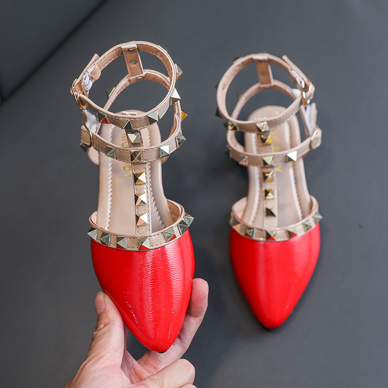 Korean fashion catwalk shoes