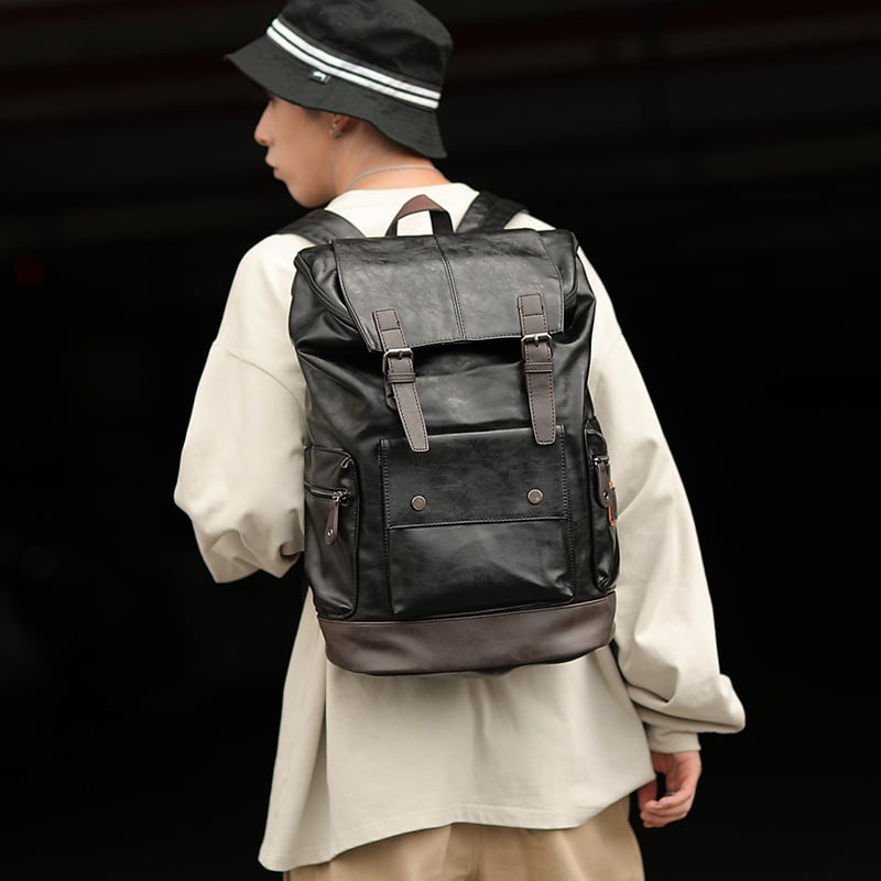 Men's Leather Backpack Image 5