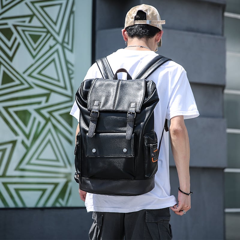 Men's Leather Backpack Image 4