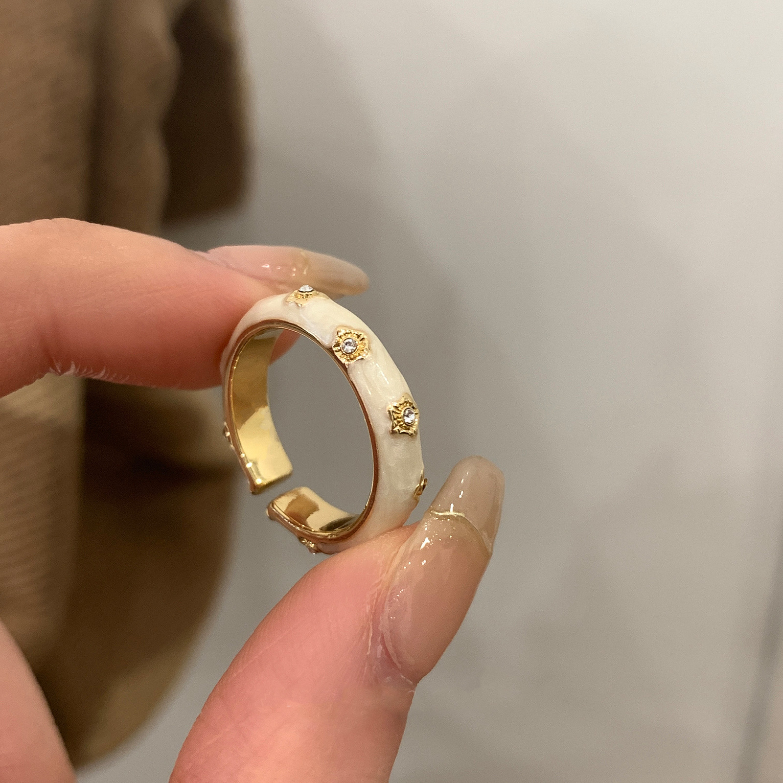 Stylish Look of the Ring
