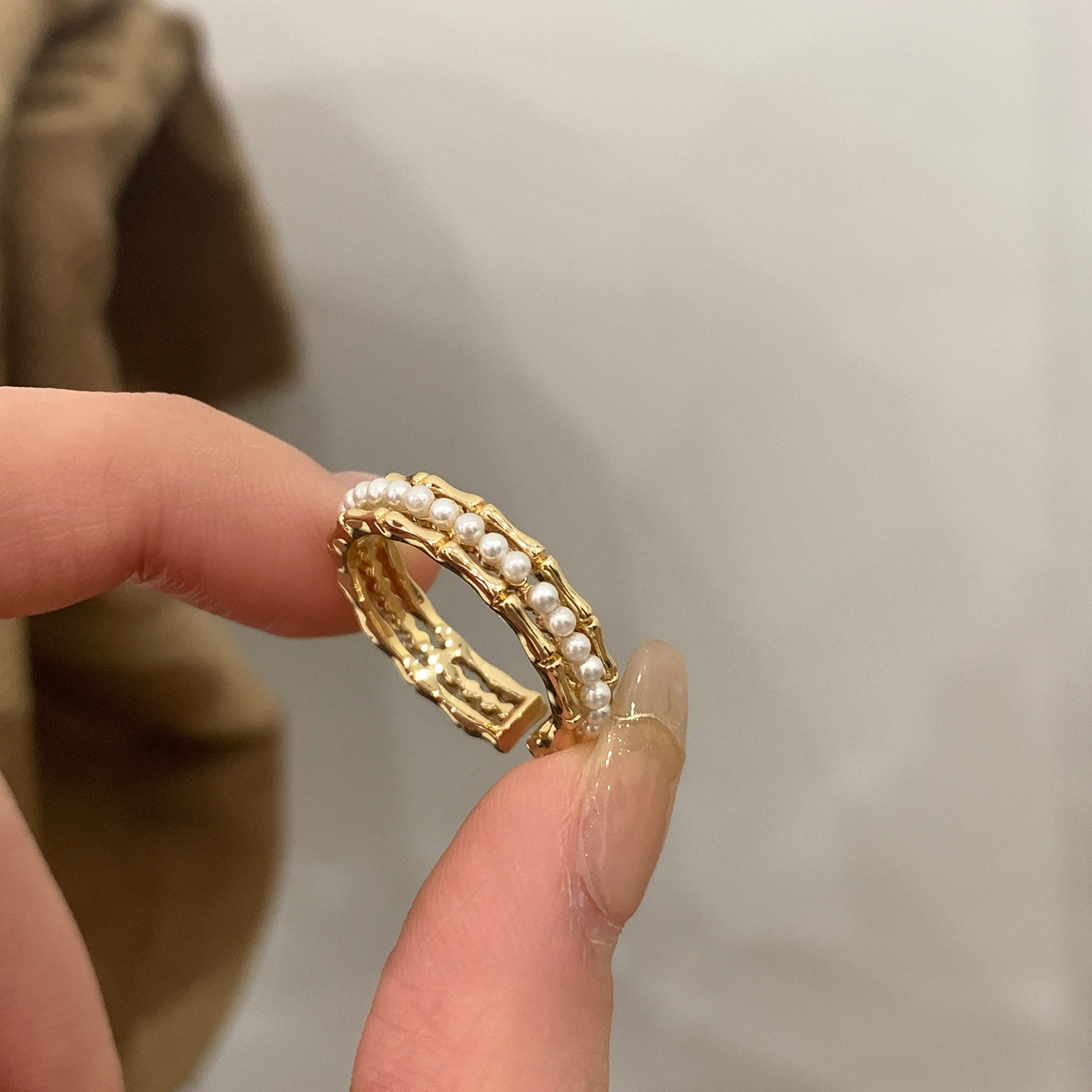 Vintage Style of the Ring