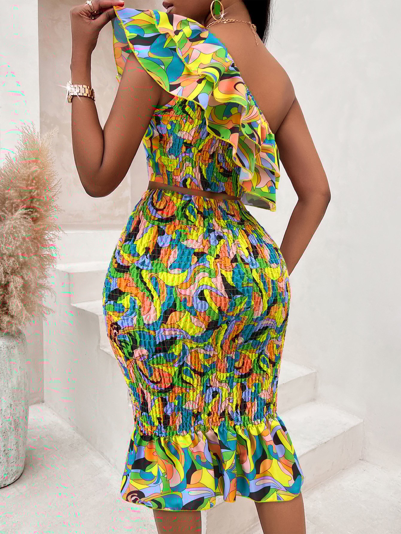 Women's Oblique Shoulder Suit Image 3