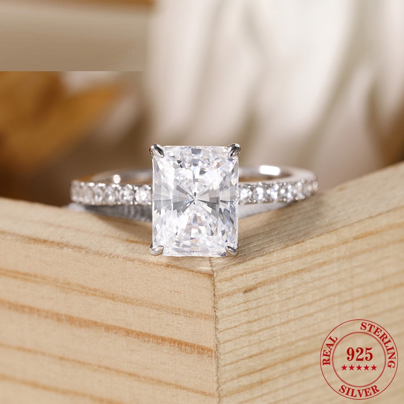 Zircon Ring 2