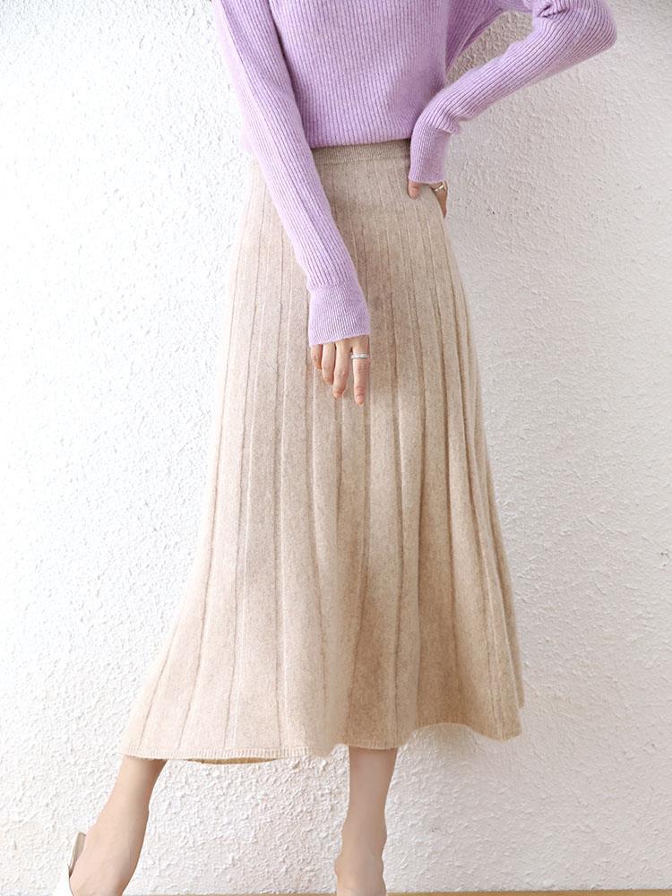 Women's Wool Skirt Image 3