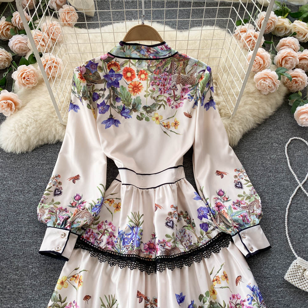 Elegant Floral Dress Image 15