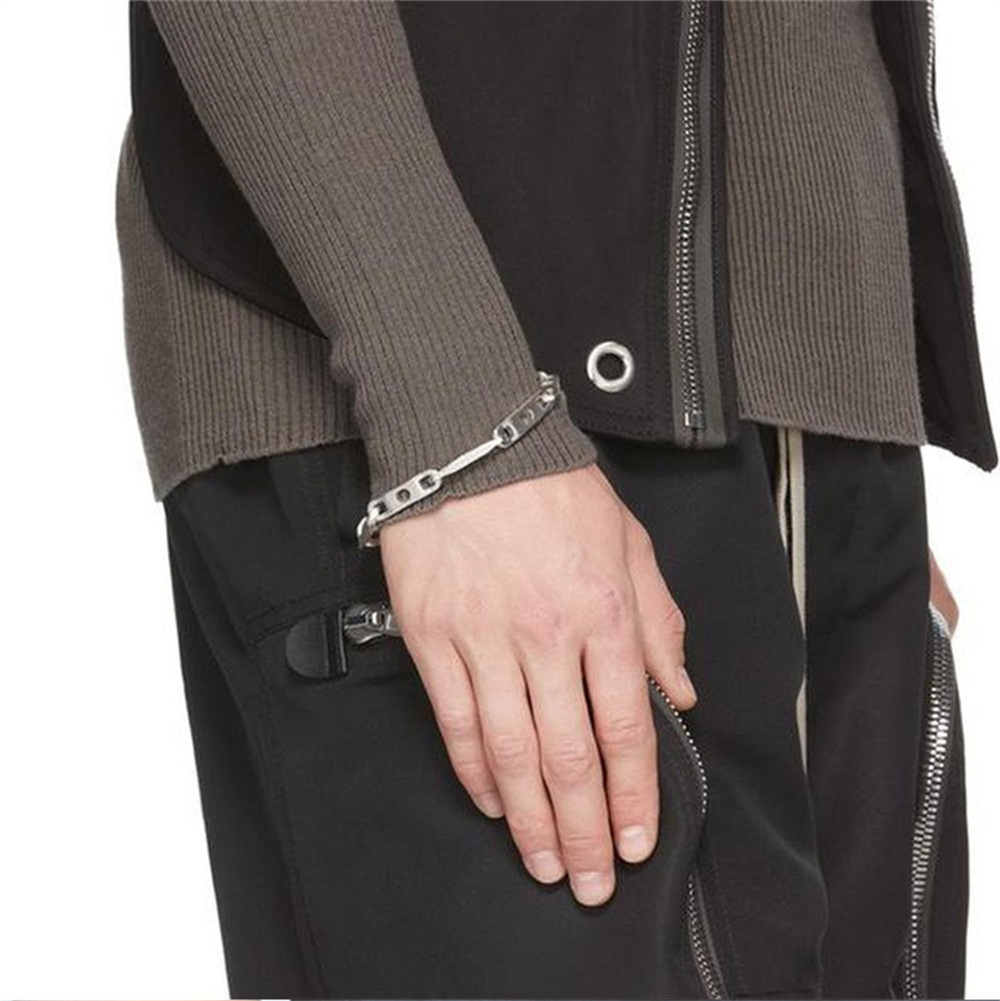 Fashion Twist Lock Stitching Bracelet Image 4