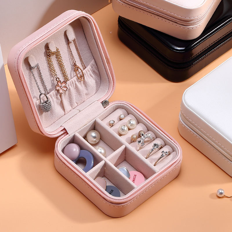 Portable Jewelry Box Image 6