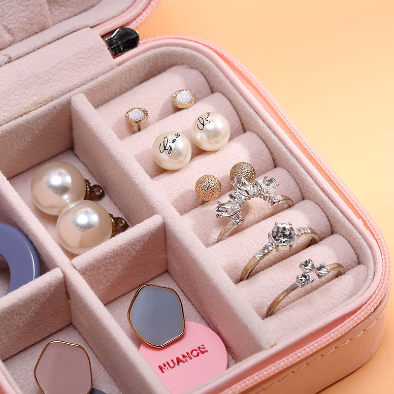 Portable Jewelry Box Image 11