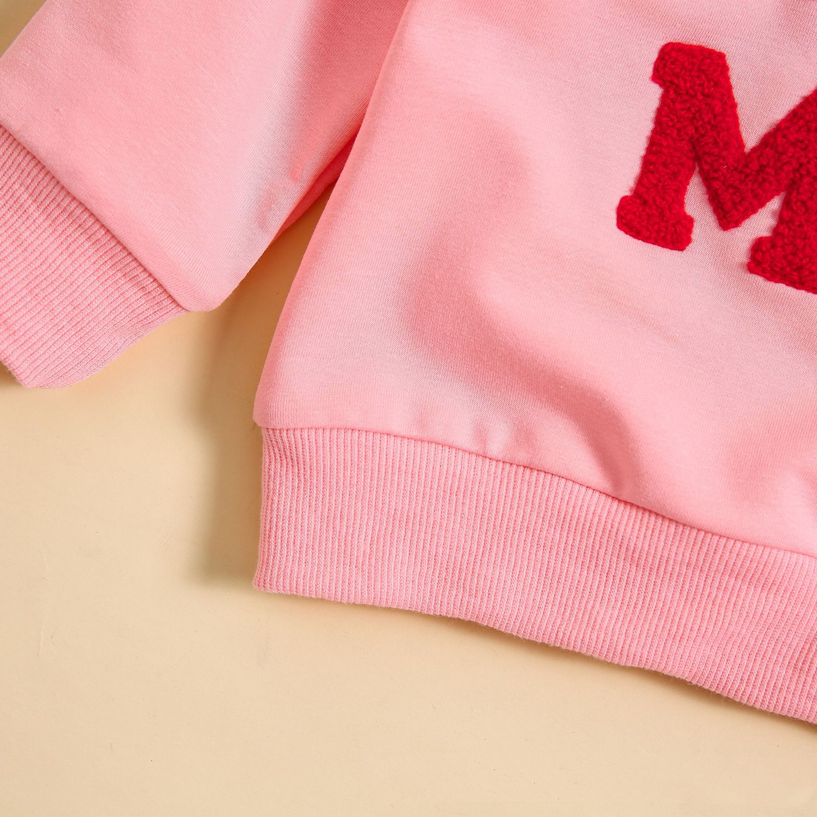 Sweater in pink color