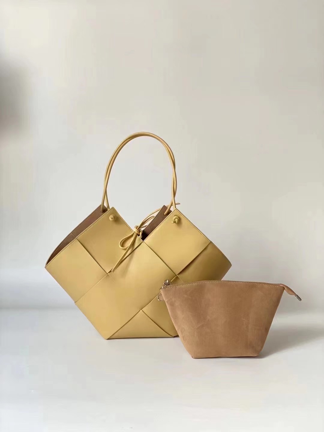 Handbag Image 5