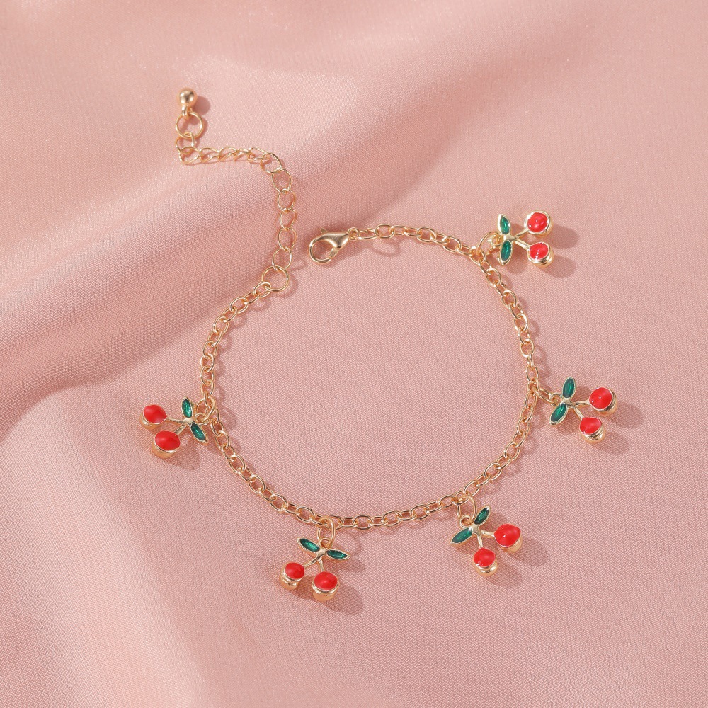 Charming Bracelet Design
