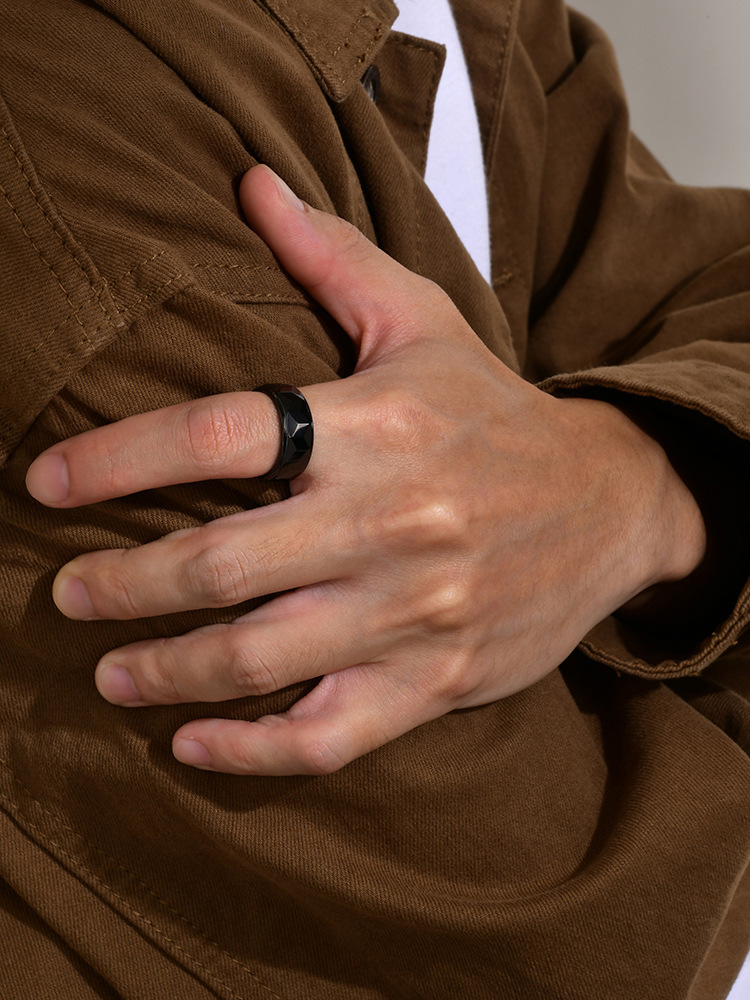Men's Tungsten Ring Image 4