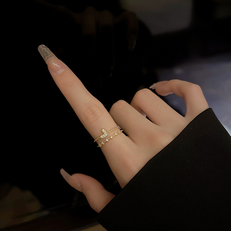 Elegant Heart Ring 2