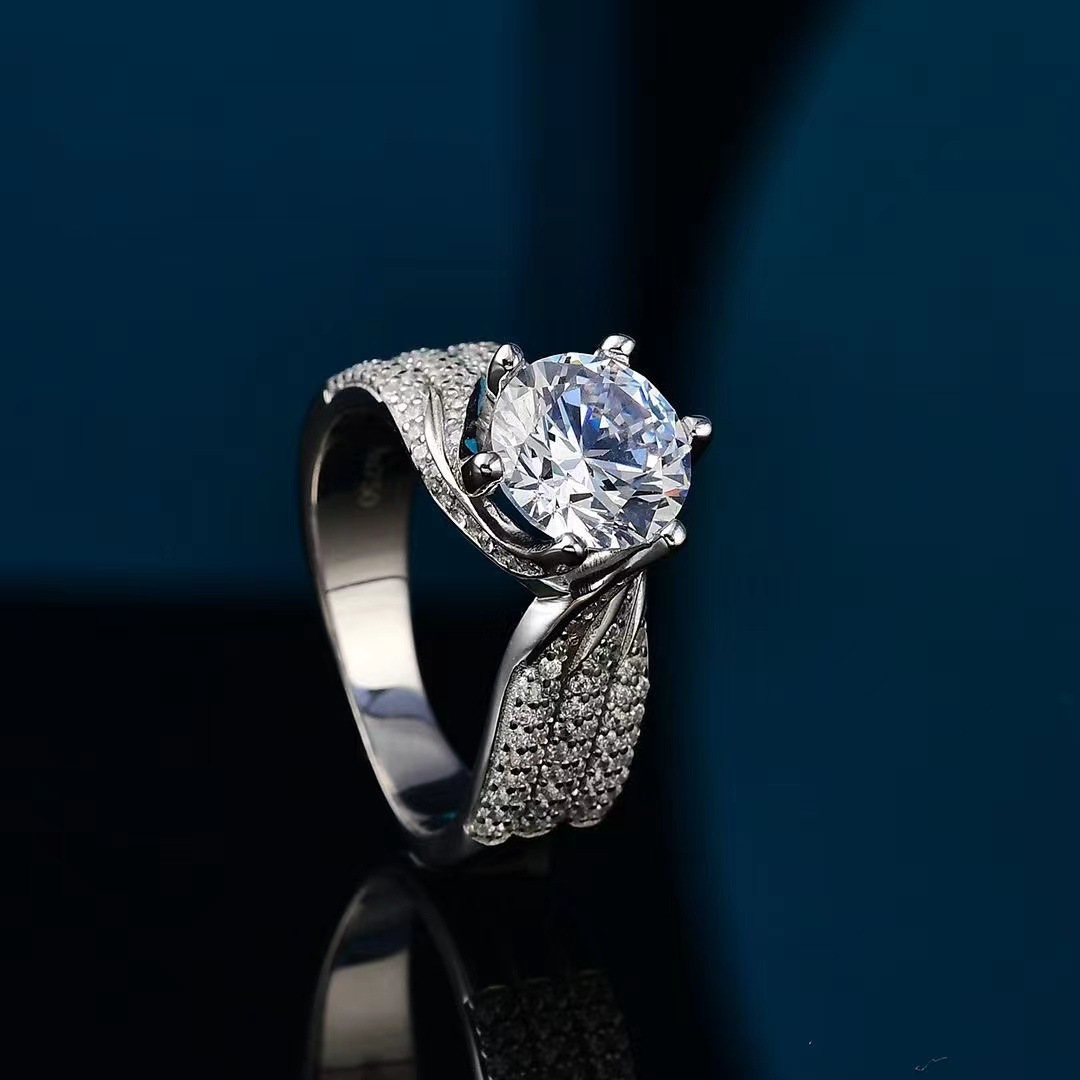Big Crown Ring Image 3