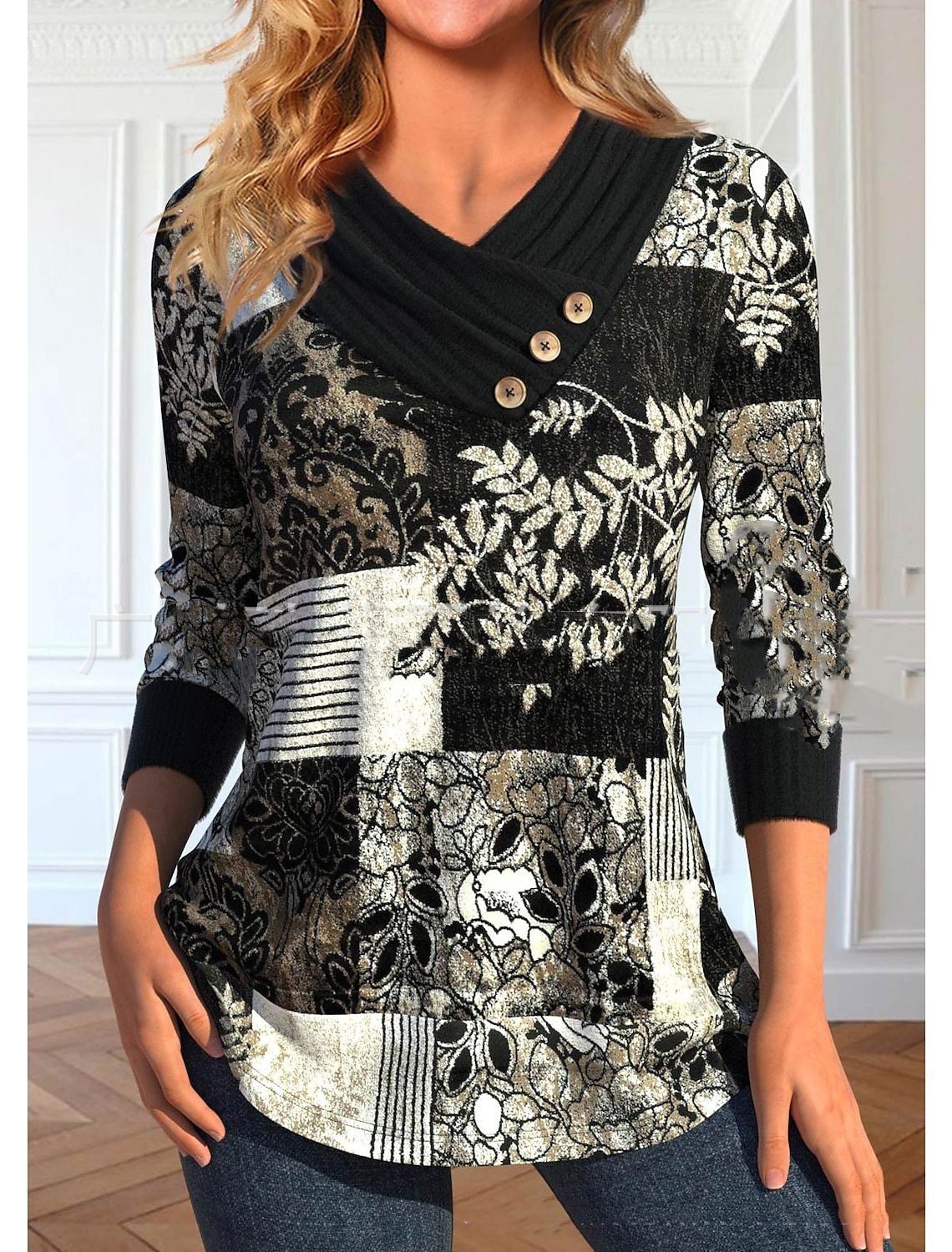 Sweater Image 7