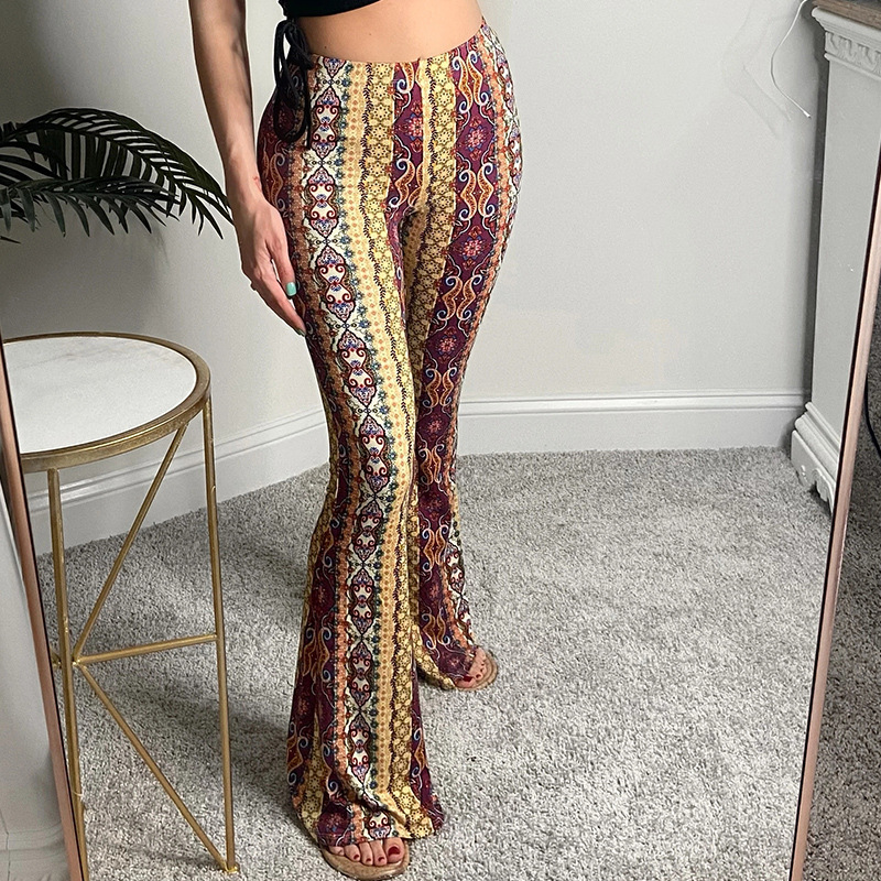 Damen Leggings mit leicht ausgestelltem Bein und Druckmuster - Bild 2