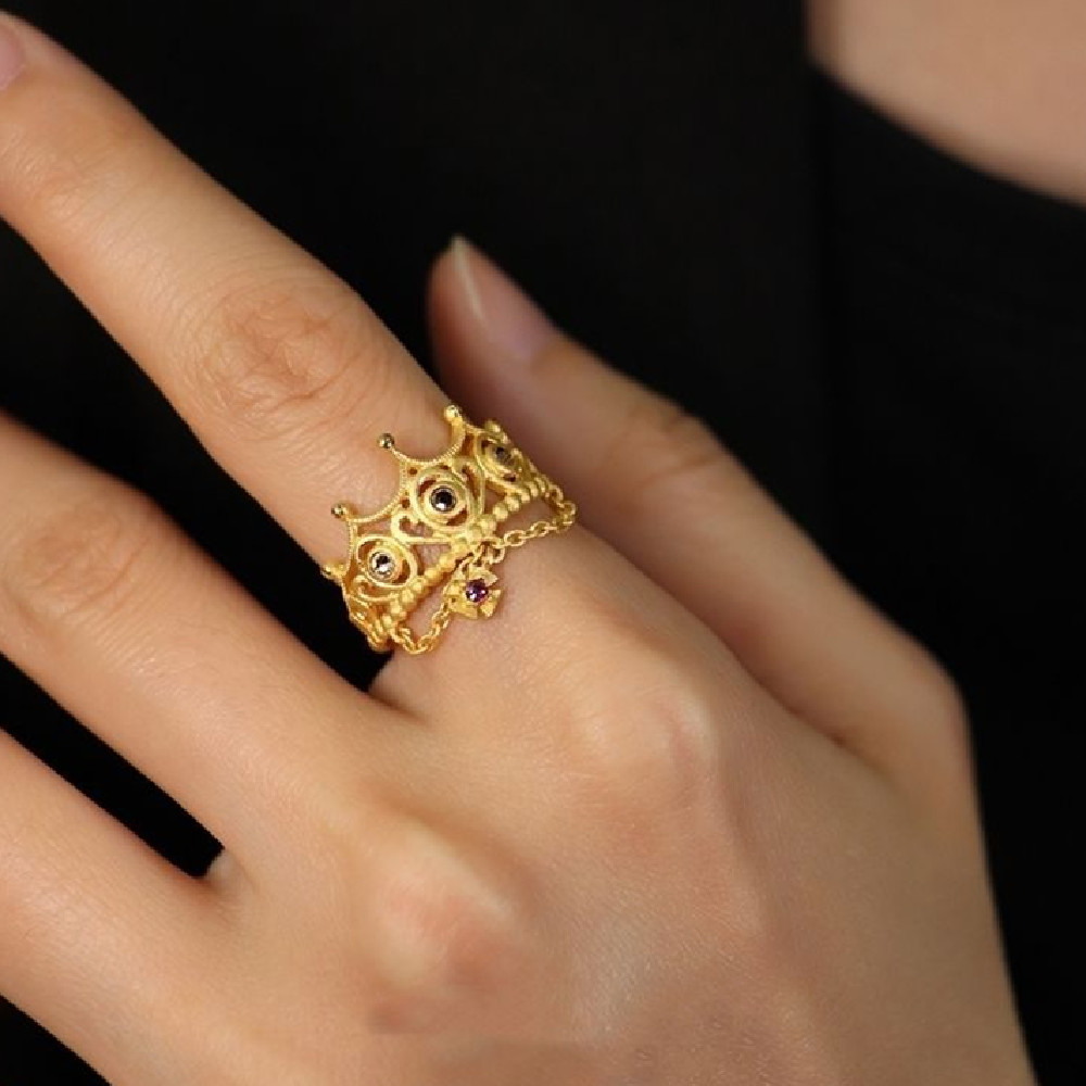 Fashion Retro Crown Tassel Ring Image 1