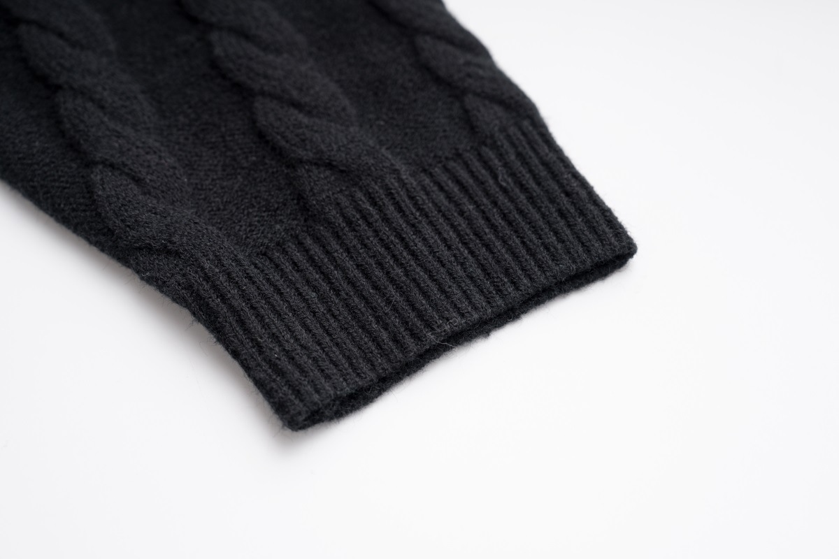 Men and Women Couple Crew Neck Casual Sweater