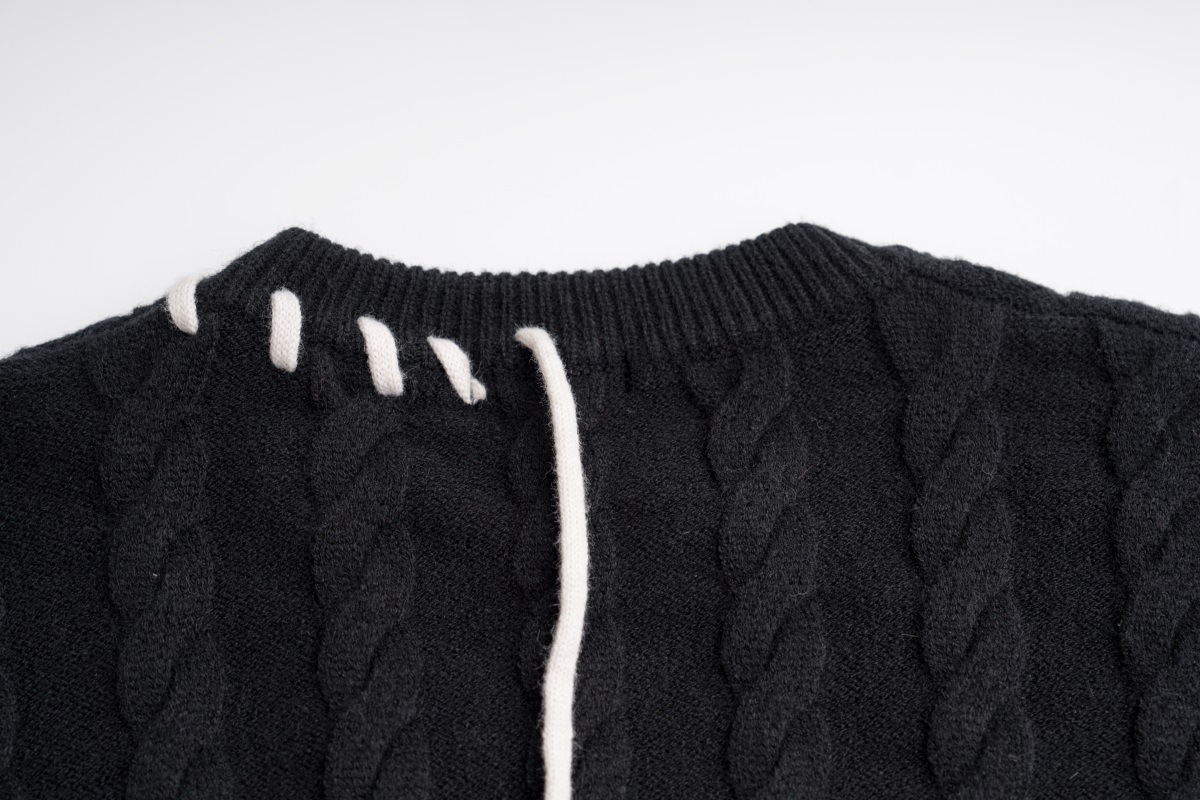 Men and Women Couple Crew Neck Casual Sweater