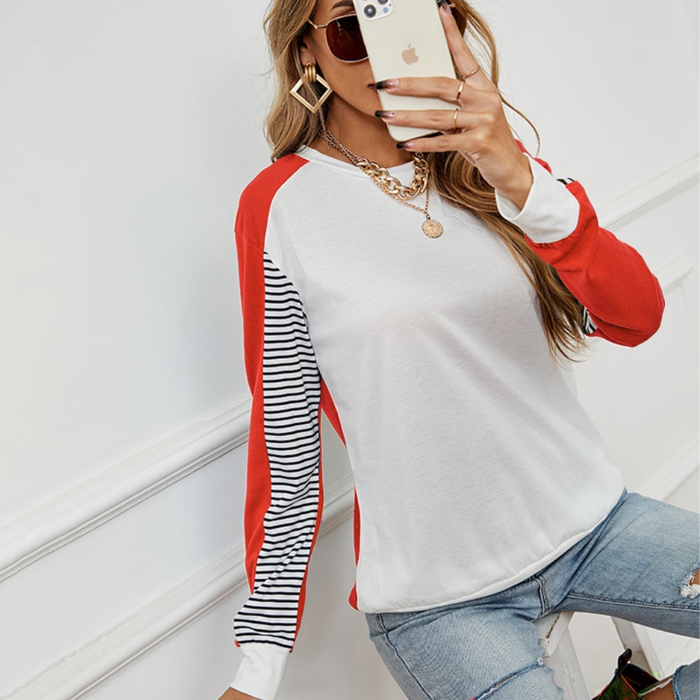Women's Sweater Image 4