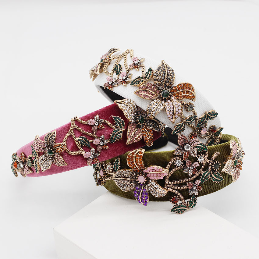Fashionable Flower Headband