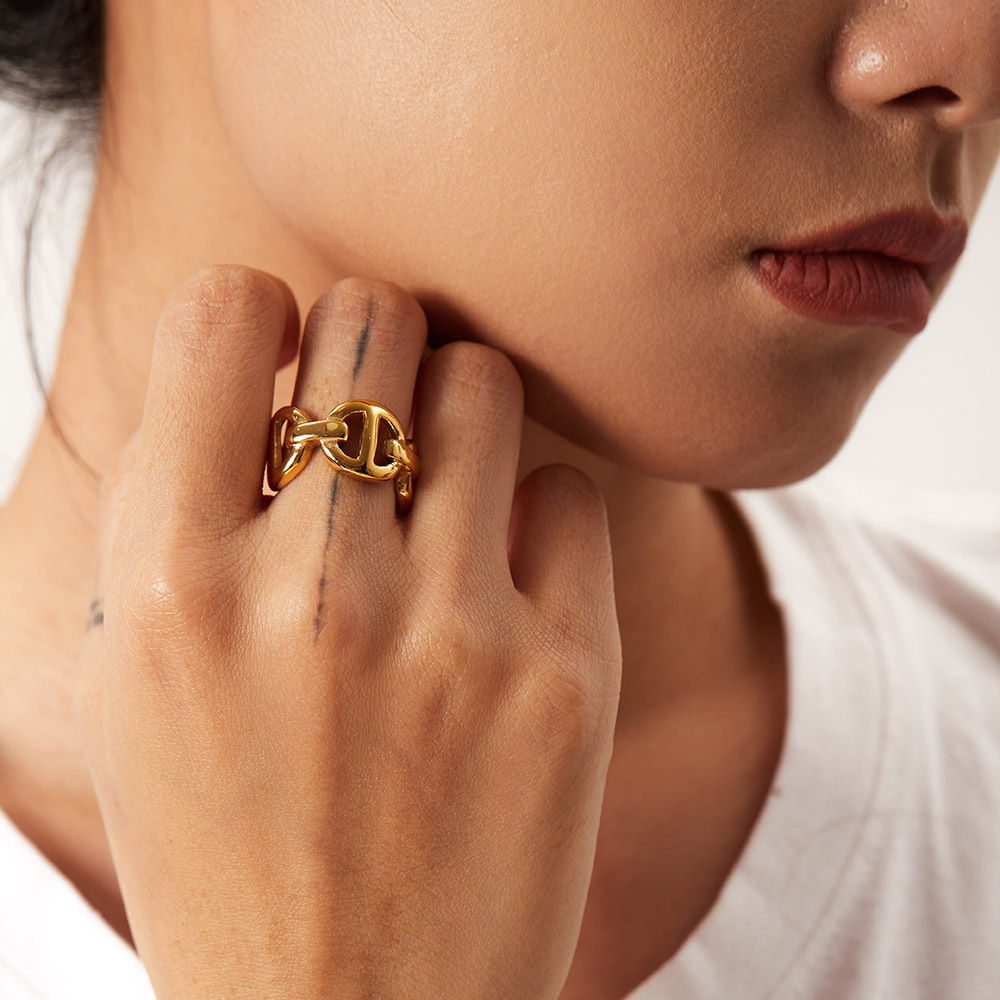 French Retro Chain Ring Image 6