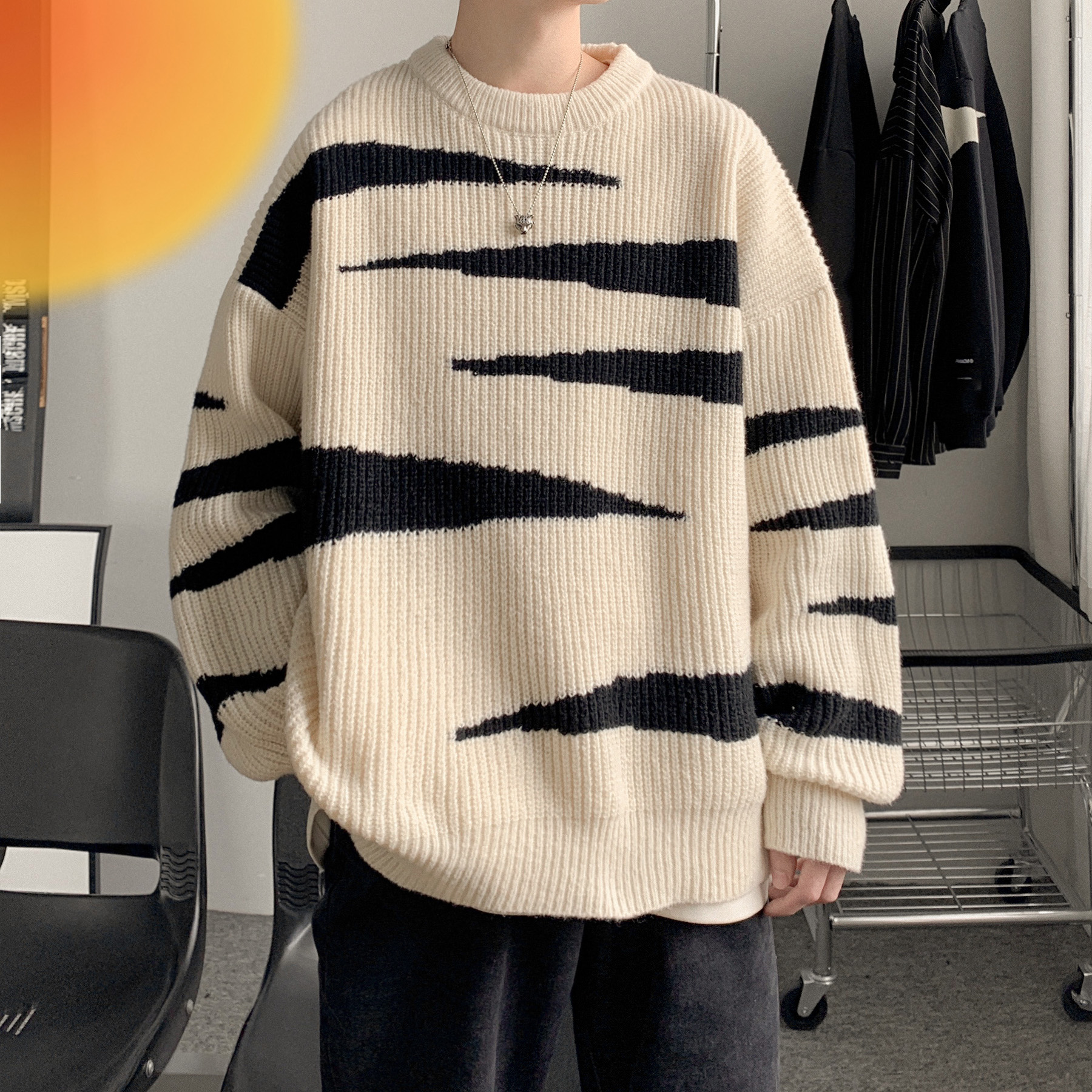 Men's Thick Round Neck Sweater Lifestyle