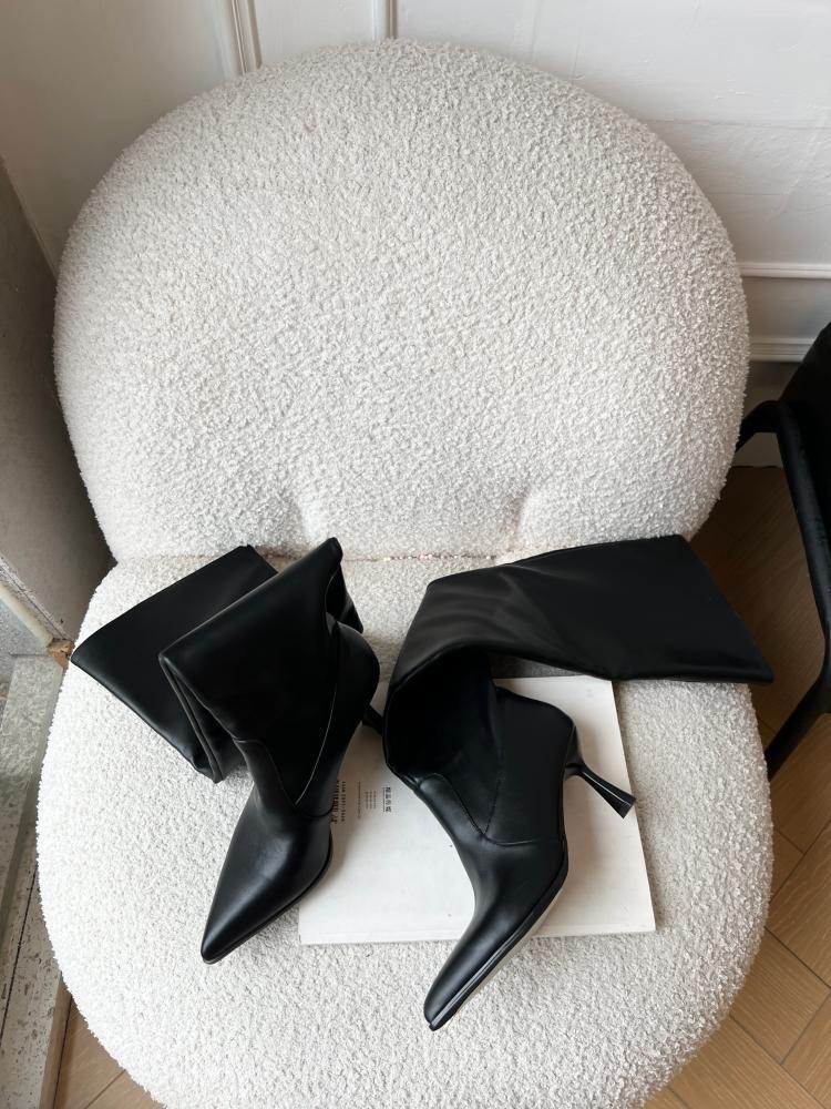 Chic and Stylish Design