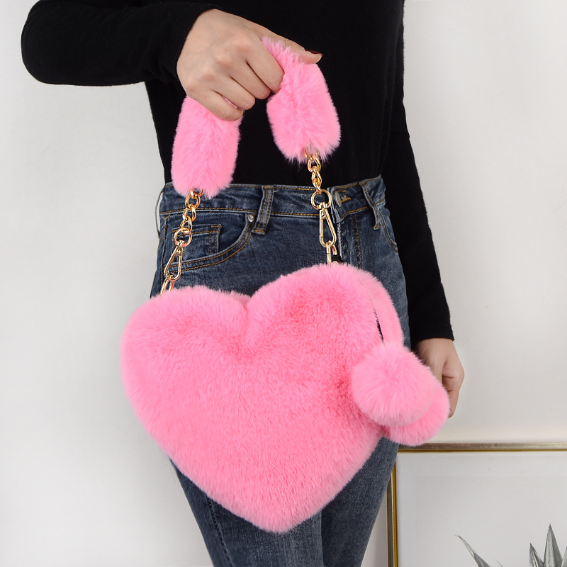 Heart-shaped Plush Handbag Image 6
