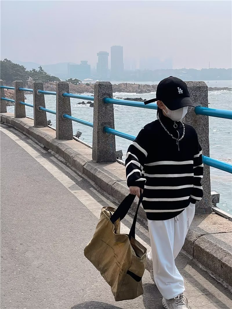 Casual look with sweater