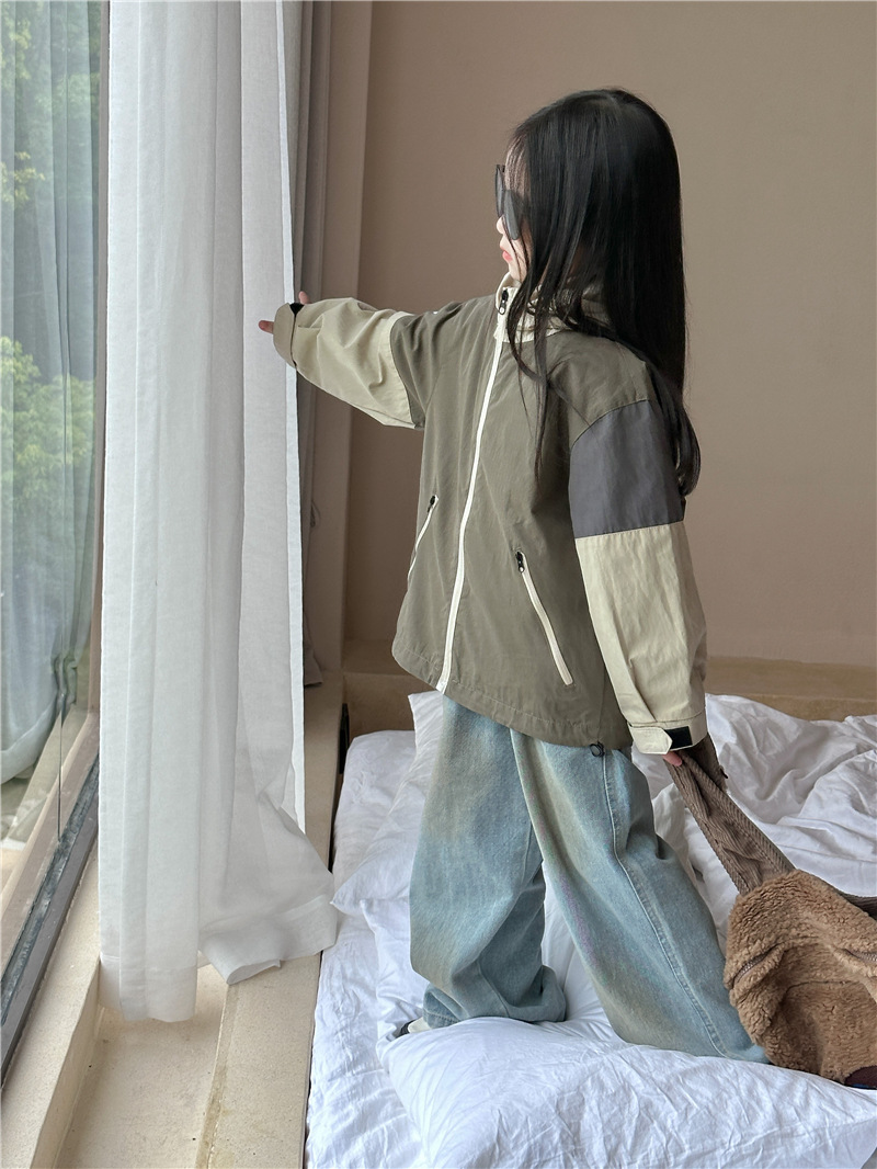 Korean Style Children's Zipper Jacket Image 1