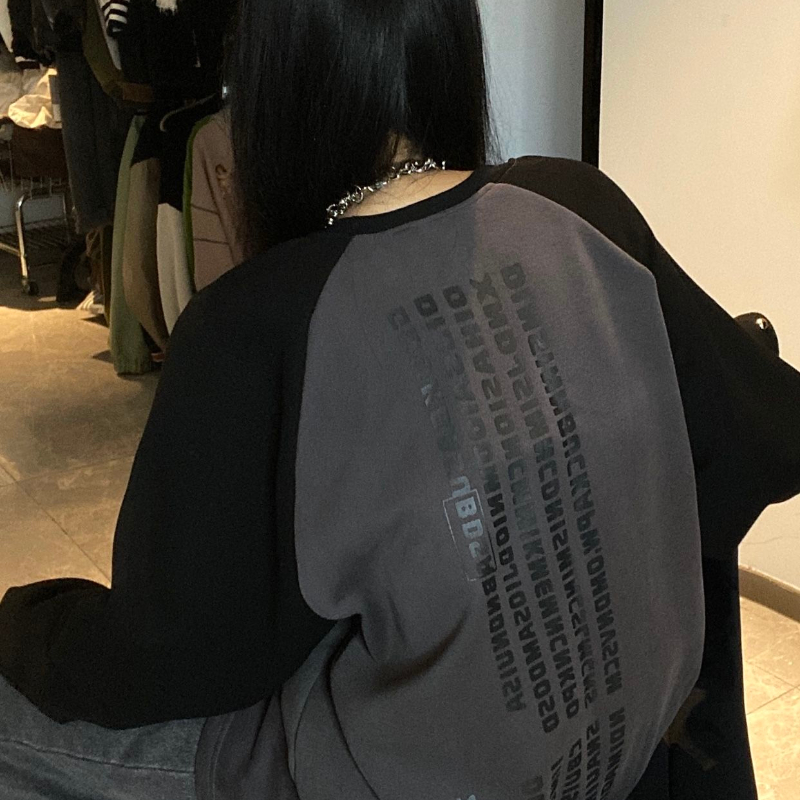 Cuff Rivet Design Loose Round Neck Sweater Image 4