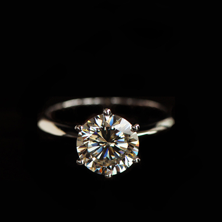 Women's Fashion Simple Hexaclaw Zircon Ring Image 5