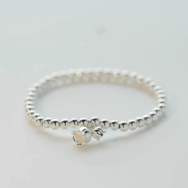 Lily Pearl Bracelet Displayed