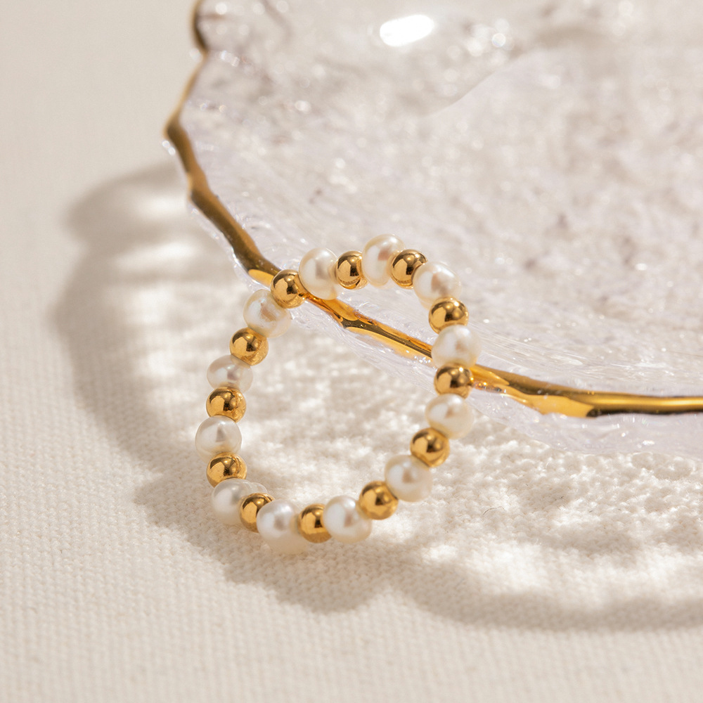 Women's 18K Gold Non-fading Pearl Stretch Beads String Ring 1