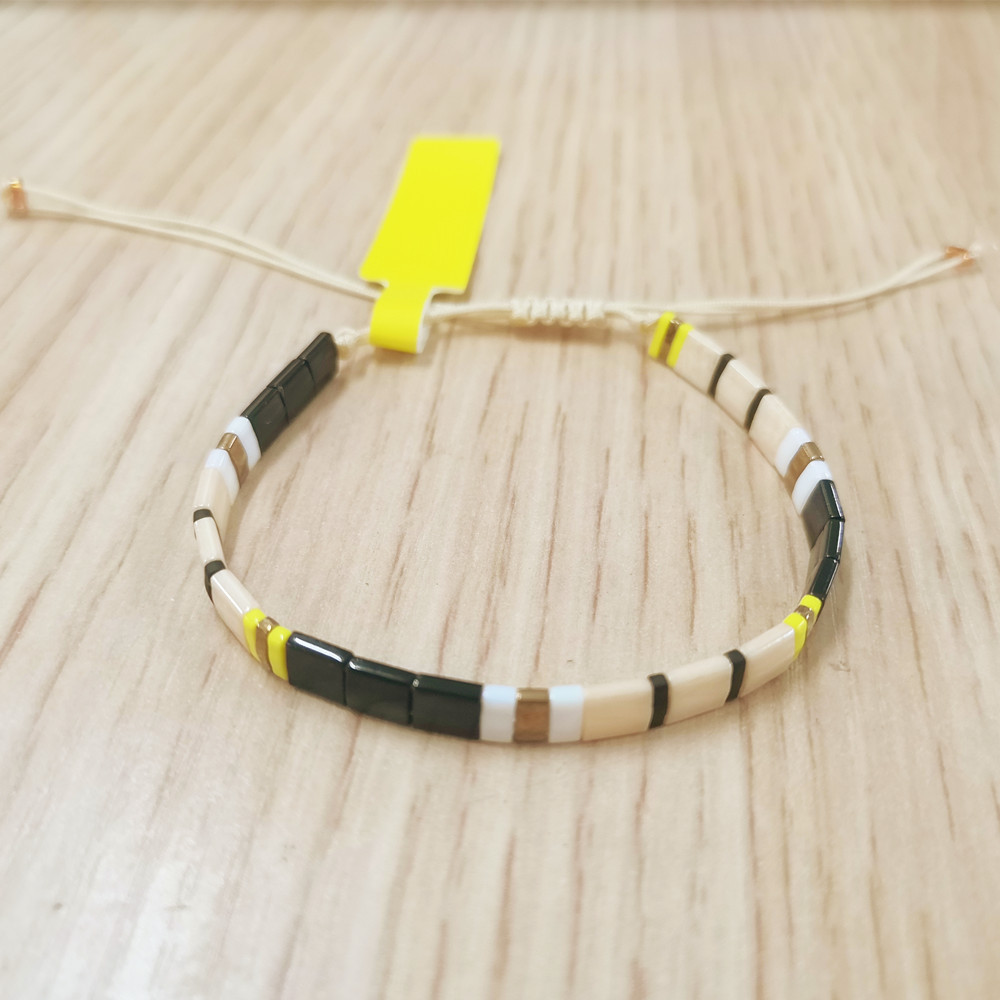 Beaded Bracelet Image 4