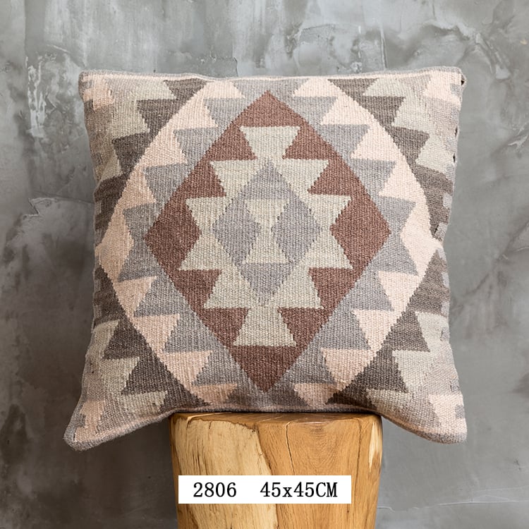 Nordic Pillow Style 3