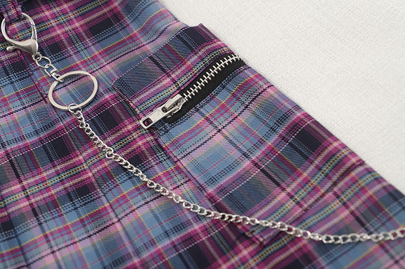 Pleated Skirt Lifestyle