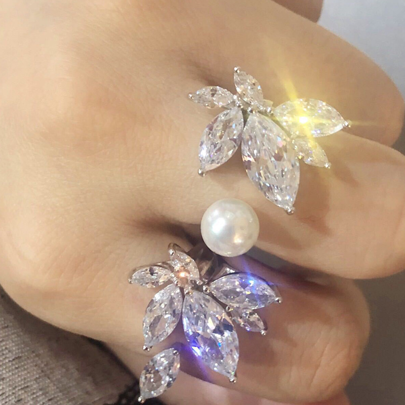 Water Drop Open-end Pearl Ring - J1020