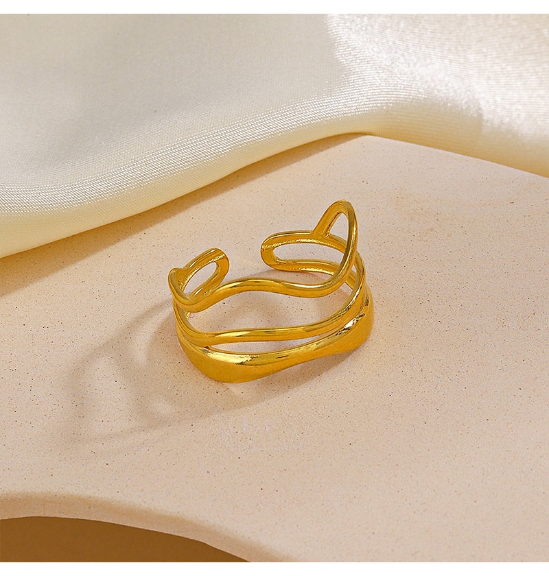 Golden Lines Ring