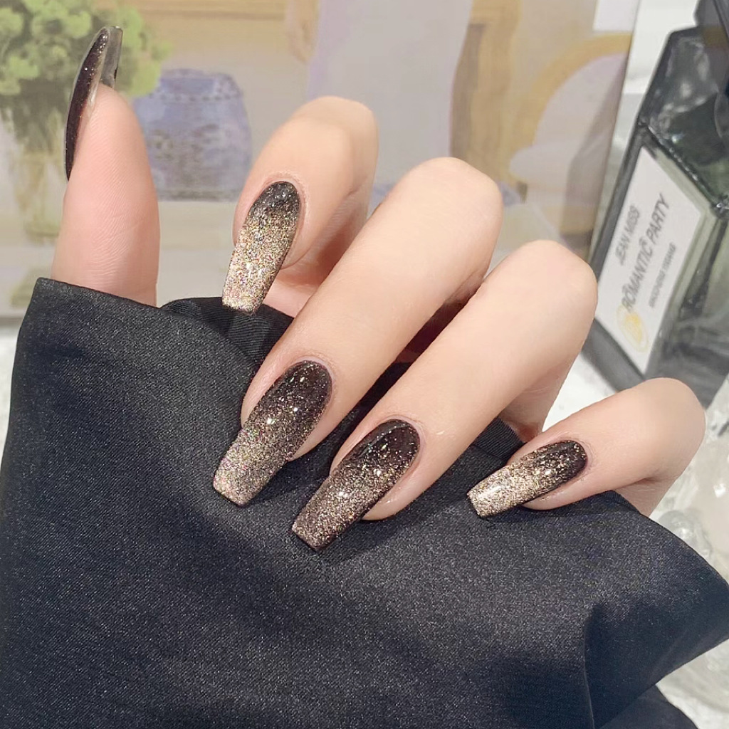 Gradient Nail Tip 4