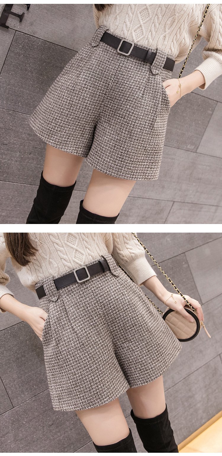 Fashionable Plaid Shorts