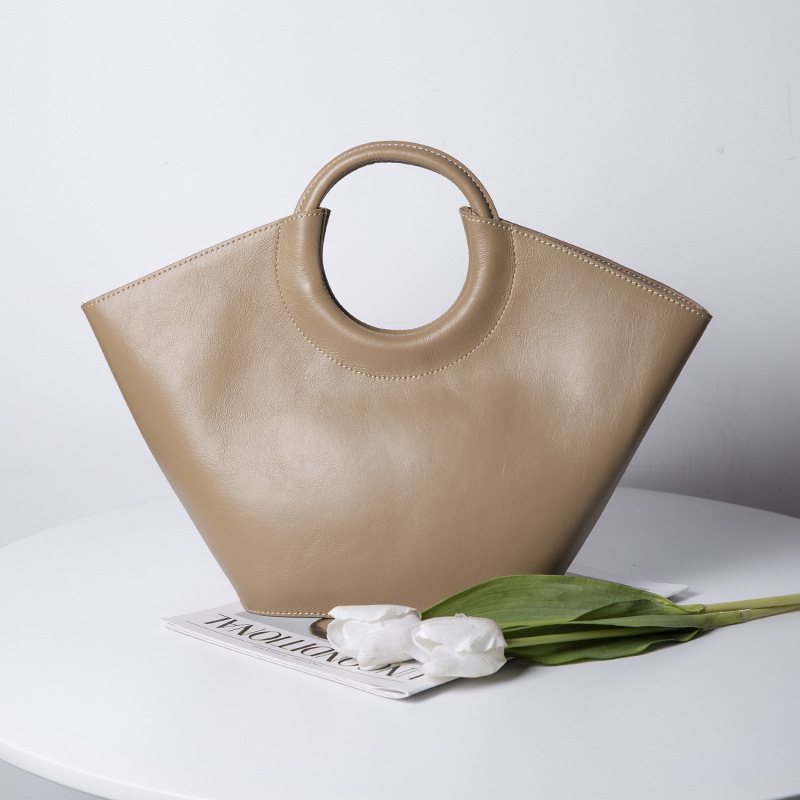 Handbag Image 4