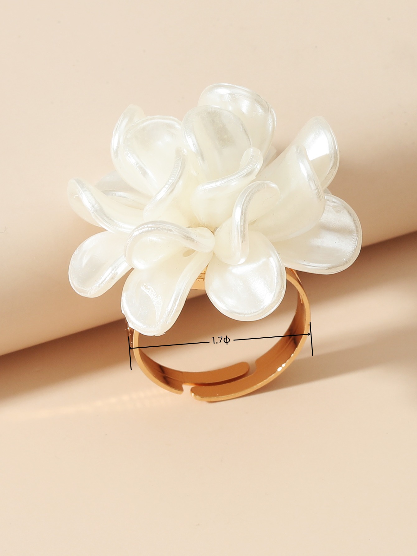 Camellia Ring Image 1
