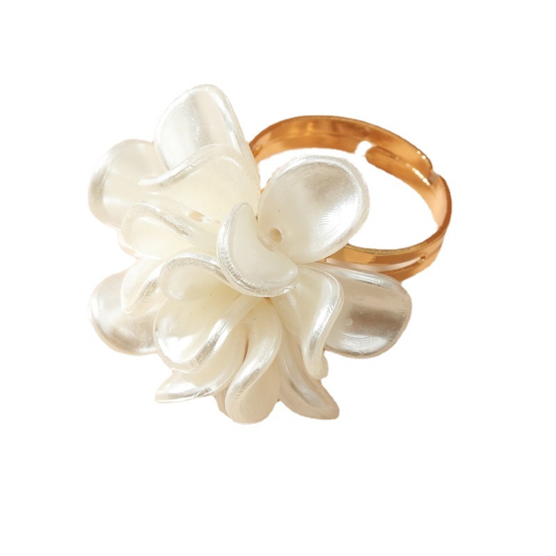Camellia Ring Image 6