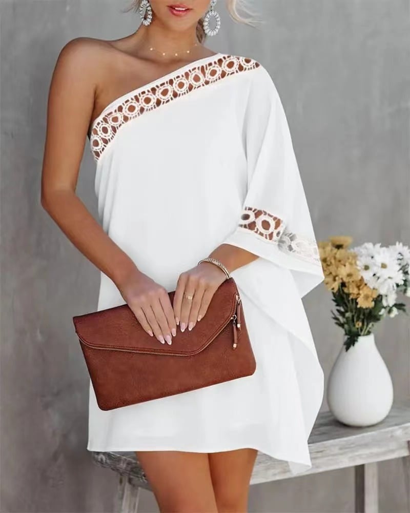 Half Off-shoulder Lace Trim Solid Color Dress 1